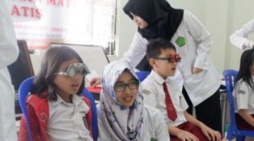 BAKTI SOSIAL PEMERIKSAAN MATA GRATIS SD TUNAS HARUM BANGSA-4